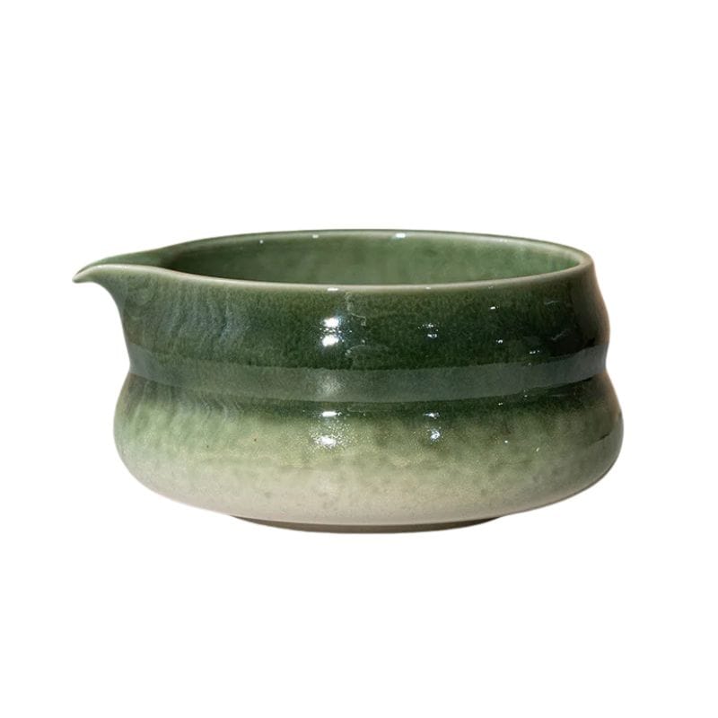 Bol Matcha Bec Verseur en Céramique 530ML Vert Matcha Printanier