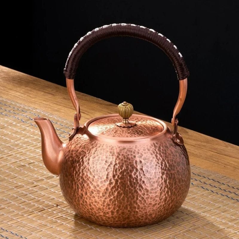 Théière en Cuivre Martelé 1.2L - 1.6L