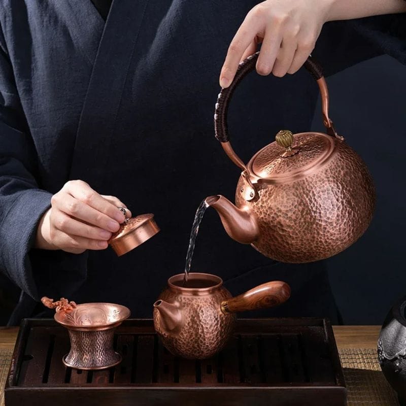 Théière en Cuivre Martelé 1.2L - 1.6L