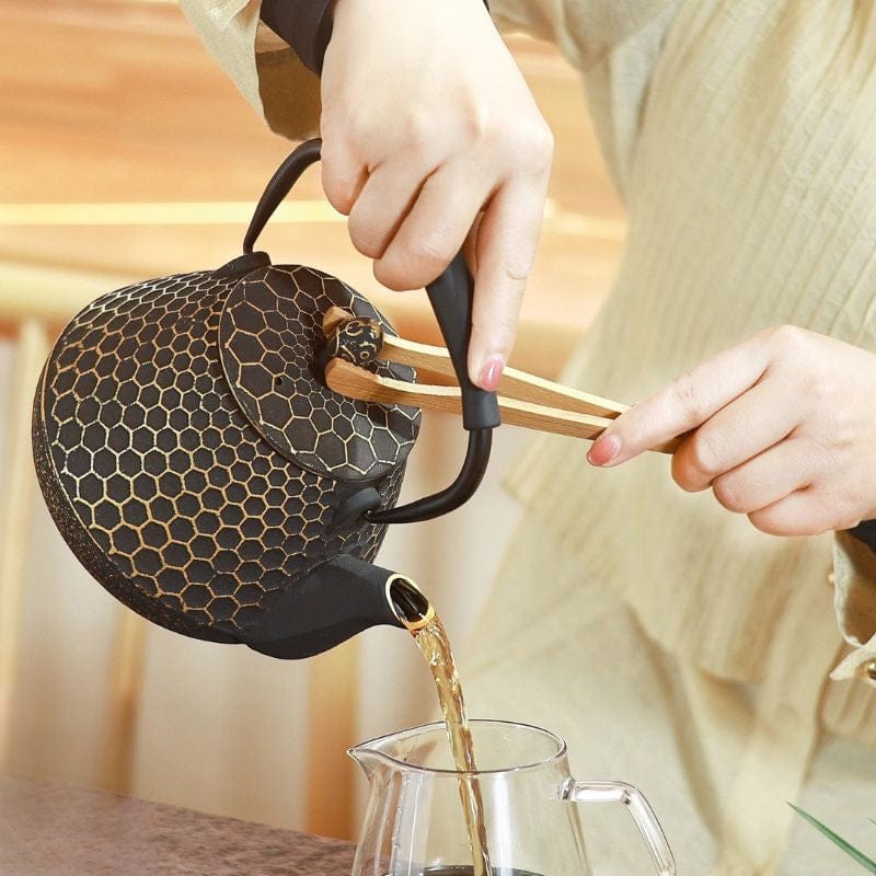 Théière qui va sur le feu en Fonte 950ML